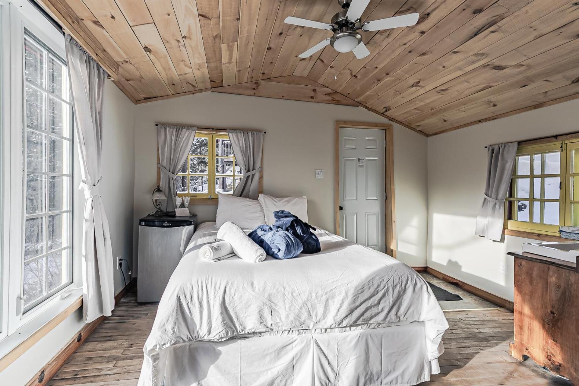 Auberge Spa&Beaux Reves Sainte-Adèle Extérieur photo